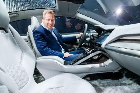 11/2016 Jaguar i-Pace Elektroauto Sperrfrist 15.11.