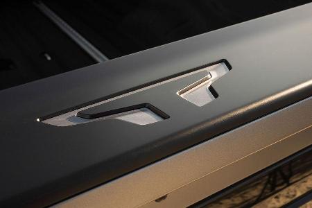 01/2016 Nissan Titan Warrior Concept