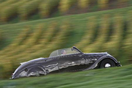 Peugeot 402 