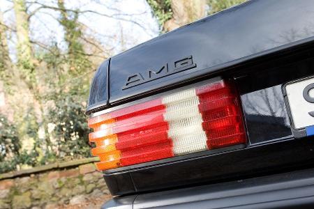 Rckleuchte und AMG-Emblem am Mercedes-Benz 500 SEC-AMG, Baujahr 1982