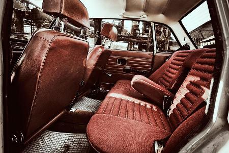 Volvo 144 de Luxe, Rckbank