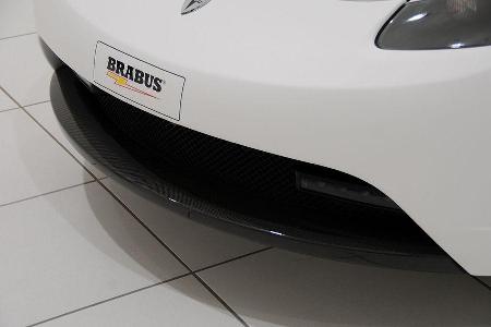 ... einer Carbon-Lippe und im ...