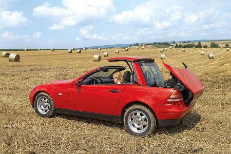 Mercedes SLK 200, Seitenansicht, Verdeck schliet