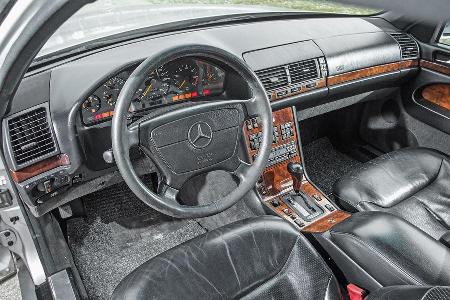 Mercedes-Benz 400 SEL, Cockpit