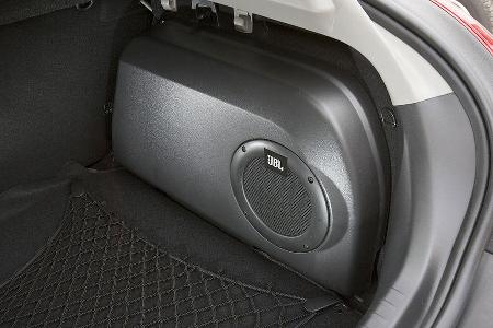 JBL-Soundsystem im Heck.