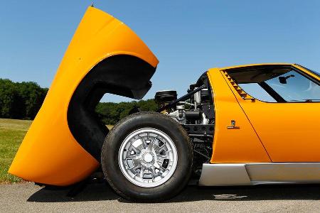 Lamborghini Miura P 400, Motorhaube