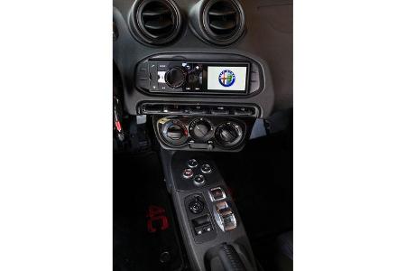 Alfa Romeo 4C, Mittelkonsole