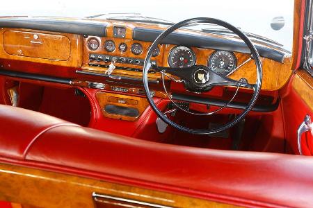 Jaguar 420 G, Cockpit