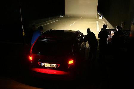 Eine Nachtausfahrt sowie Test im Lichtkanal und im Labor sind beim Mastertest obligatorisch.