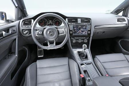 VW Golf GTD, Cockpit