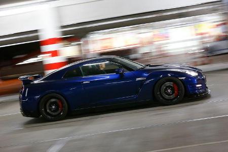 Importracing-Nissan GT-R, Seitenansicht