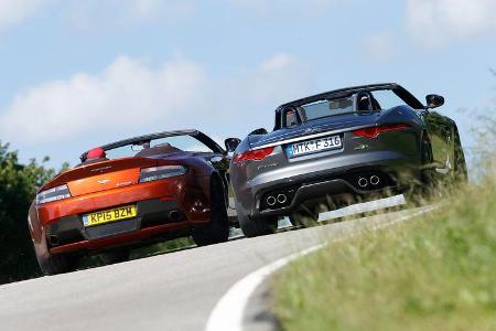 Aston Martin Vantage S, Jaguar F-Type R AWD Cabriolet, Heckansicht