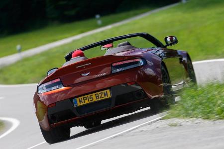 Aston Martin Vantage S, Heckansicht