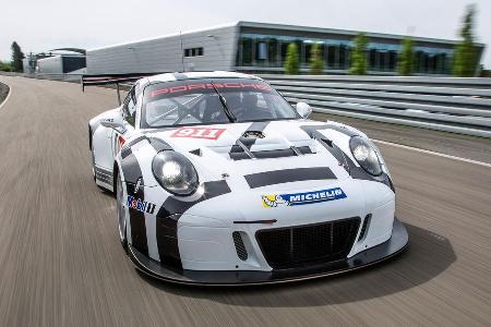 Porsche GT3 R Cockpit