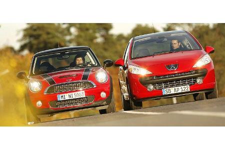 Gleiche Farbe, gleicher Motor - Mini und Peugeot 207 trennen dennoch 25 PS und 1750 Euro.