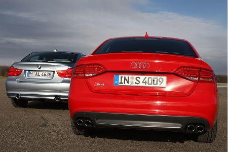 Beim BMW sind es 306 PS aus einem Reihen-Sechszylinder.