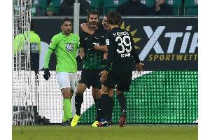 Augsburg schlägt zurück: Altintop und Kohr schocken Wolfsburg