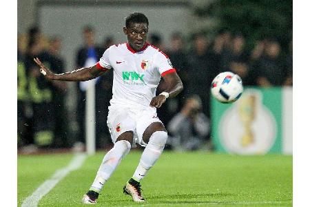 Augsburgs Opare auf Leihbasis nach Lens