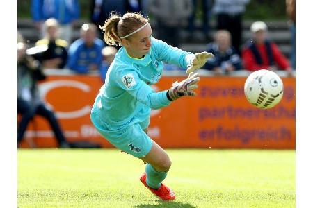 Torfrau Kämper erneut operiert: MSV verpflichtet Talent Klostermann