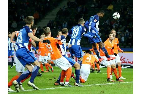 Spielergewerkschaft fordert Tarifvertrag für Fußball-Profis