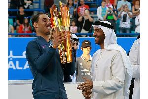 Tennis: Nadal gewinnt Showturnier in Abu Dhabi