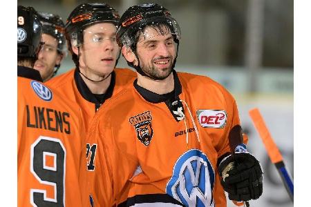 Vizemeister Grizzlys Wolfsburg verlängert mit Höhenleitner
