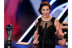 Weltmeisterin Lloyd ist Weltfußballerin