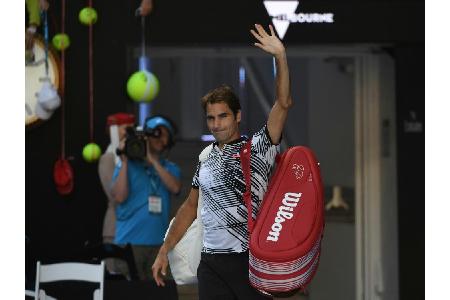 Melbourne: Federer wehrt Satzbälle ab und erreicht dritte Runde