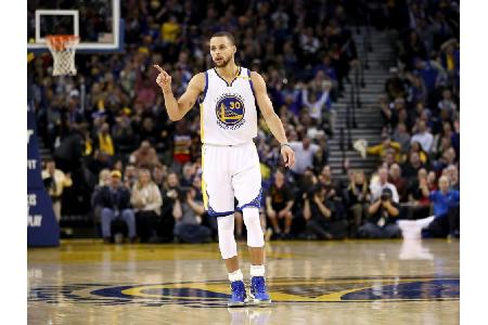 NBA: Warriors demütigen Clippers, Curry läuft heiß