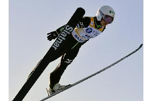 Skispringen: Takanashi feiert 50. Weltcup-Sieg - Althaus Fünfte