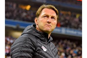 Licht und Schatten zum Jahresauftakt: Pleiten für Leipzig und Wolfsburg - Erfolg für BVB