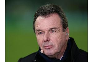 "Prekäre Situation": Bruchhagen schwört HSV auf langen Existenzkampf ein