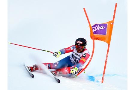 Garmisch-Abfahrt von einigen schweren Stürzen überschattet