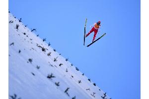 Seefeld-Triple: Kombinierer Frenzel nach erstem Springen Dritter