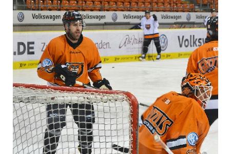 Eishockey: Wolfsburg verpflichtet US-Stürmer Johnson