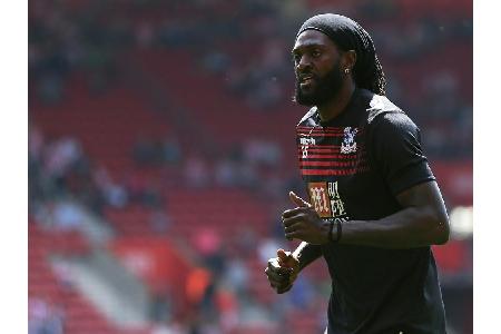Adebayor wechselt zu Istanbul Basaksehir
