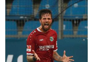 2:1 gegen Bochum: "96" nach Harniks Doppelpack wieder Zweiter