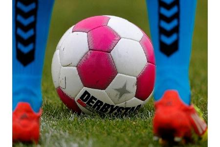 Frauenfußball: Frankfurt bindet fünf Nachwuchs-Spielerinnen