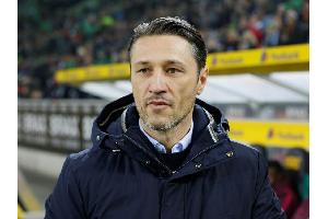 Frankfurt verlängert mit Blum