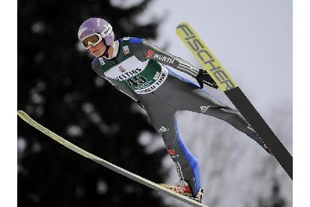 Wellinger in Sapporo Vierter - Prevc und Kot siegen gemeinsam