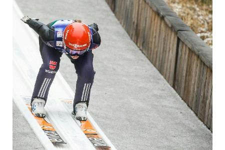 Skispringen: Straub Sechste in Pyeongchang - Takanashi siegt