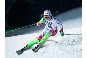 Brignone gewinnt chaotische Kombination, Dürr auf Rang acht