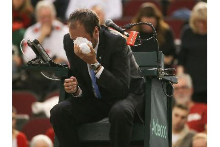 Augenhöhlenbruch: OP bei Tennis-Schiedsrichter nach Shapovalov-Ausraster