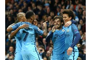 Guardiola und Sané nach irrem Spiel vor Viertelfinaleinzug mit City