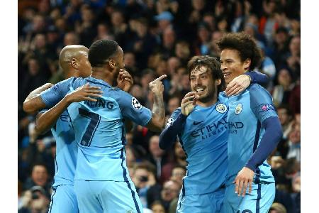 Guardiola und Sané nach irrem Spiel vor Viertelfinaleinzug mit City