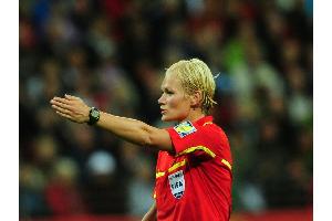 Frauenfußball: Erstmals zwei deutsche Schiedsrichterinnen für EM nominiert