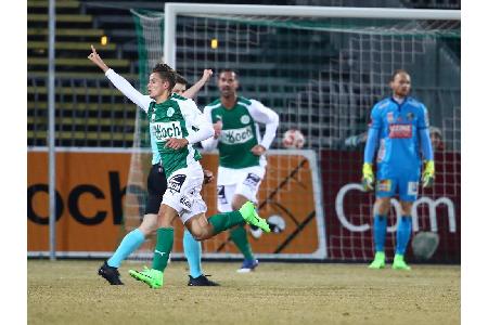 Thorsten Röcher sorgte via Innenstange für die frühe Führung der Burgenländer.