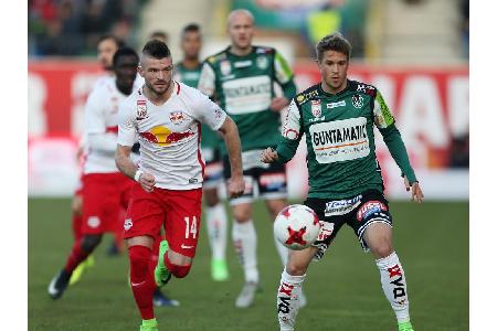 Die SV Ried kam daheim gegen RB Salzburg mit 1:6 unter die Räder und liegt nun am letzten Tabellenplatz.