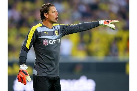 'Oldie' Roman Weidenfeller ist beim BVB hinter Roman Bürki nur noch die Nummer zwei. Sollte der 36-Jährige sich mit seiner R...
