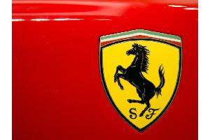 Italienische Polizei verhindert Diebstahl von Enzo Ferraris Leichnam